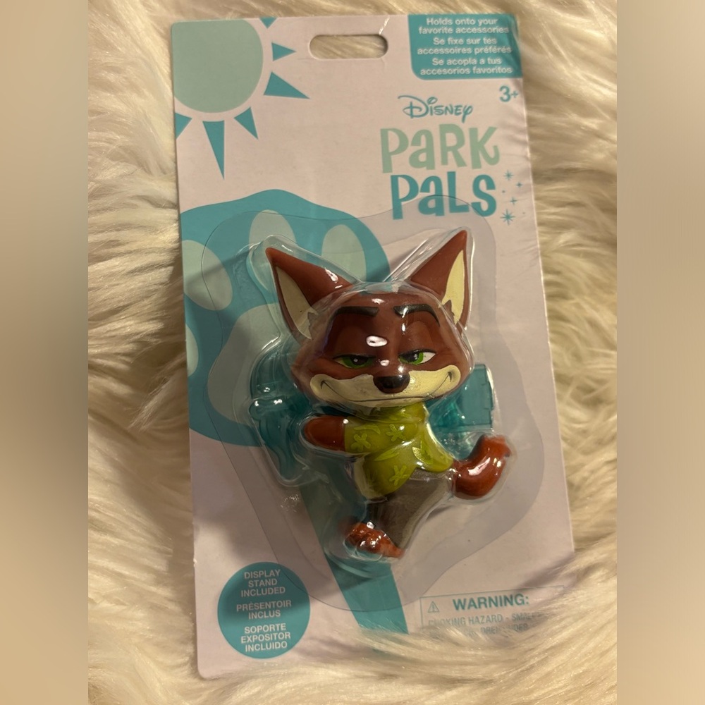 Disney Parks Figurines Park Pals Zootopia Nick Wilde Figurine